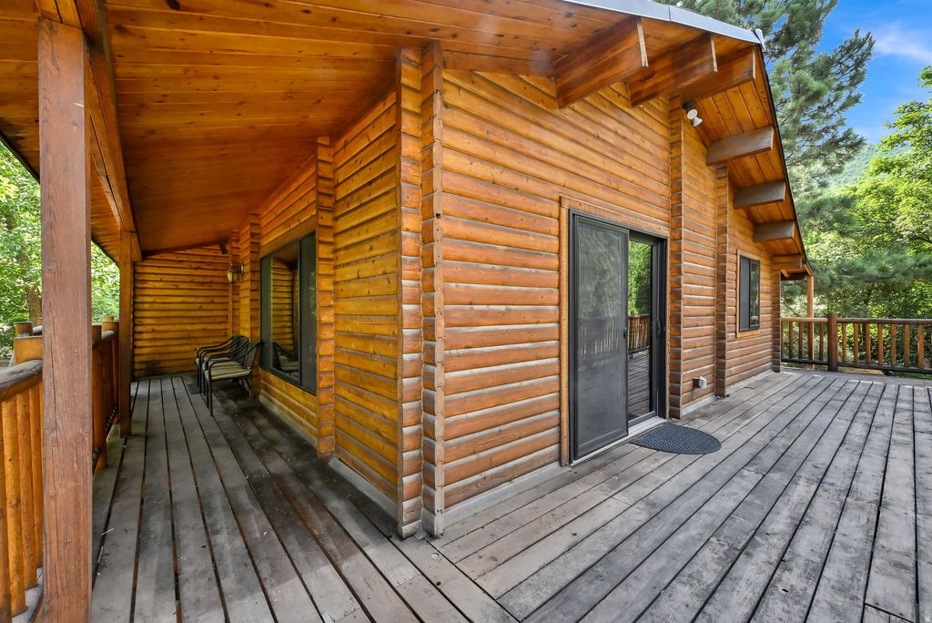Photo of 1058 W ACORN LN N #46, Midway, UT 84049 (MLS # 2172477)