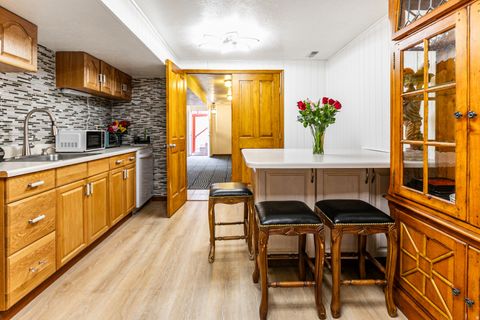 Tiny photo for 9650 S BUTTONWOOD DR, Sandy, UT 84092 (MLS # 2127315)