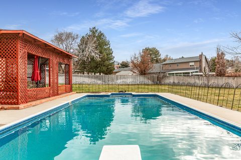 Tiny photo for 9650 S BUTTONWOOD DR, Sandy, UT 84092 (MLS # 2127315)