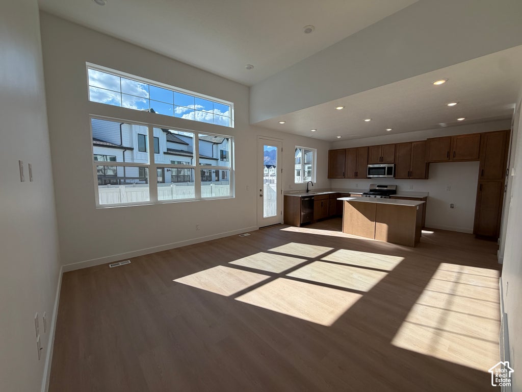 Photo of 3099 N PRAIRIE GRASS DR #914, Eagle Mountain, UT 84045 (MLS # 2188255)