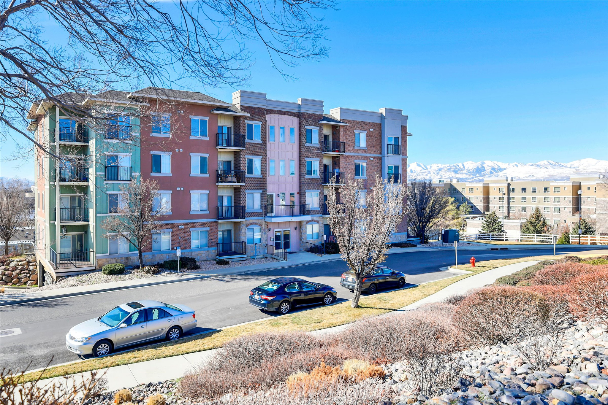 ALBION VILLAGE - Residential