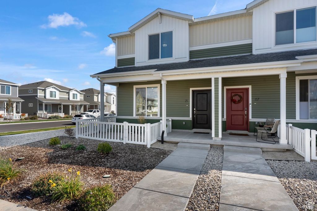 Photo of 71 N VERANDA CT N, Saratoga Springs, UT 84045 (MLS # 2116366)