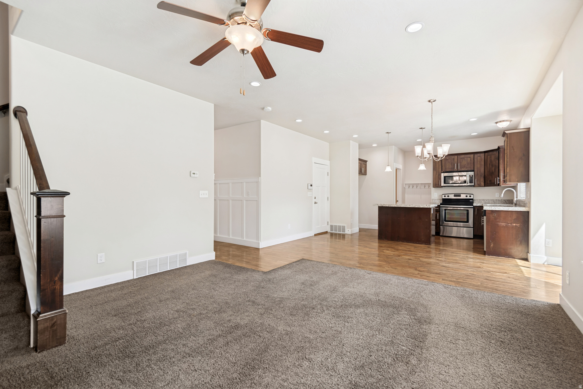 BANKS TWIN HOMES - Residential Income