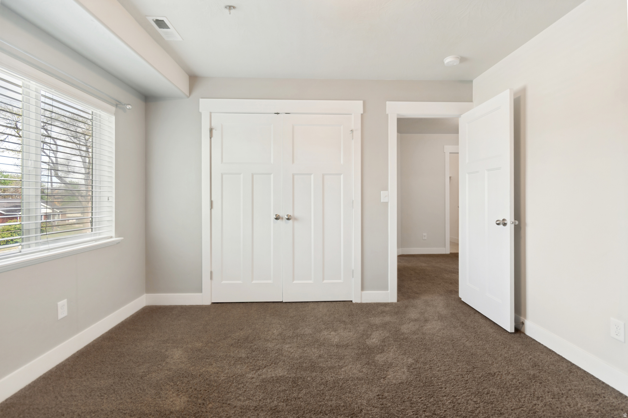 BANKS TWIN HOMES - Residential Income