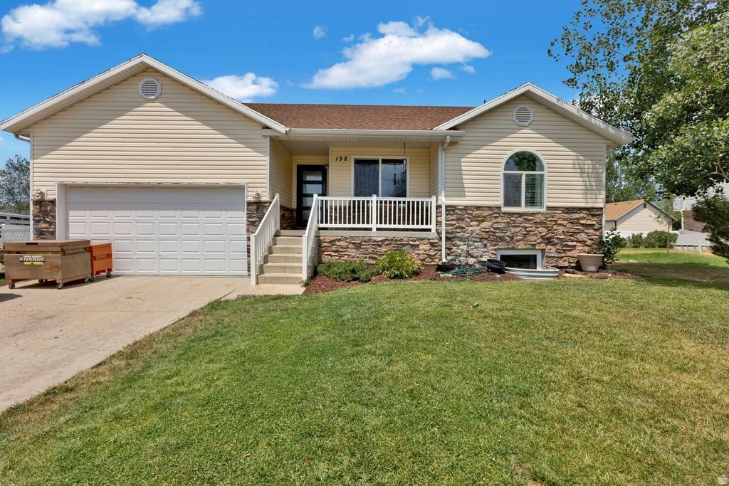Photo of 152 W 440 N, Kamas, UT 84036 (MLS # 2173865)