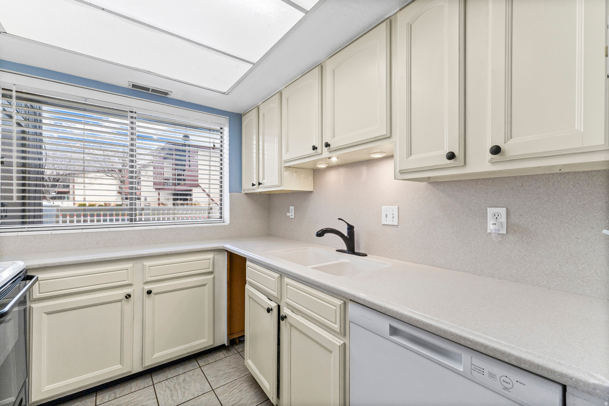 THREE FOUNTAINS - Residential