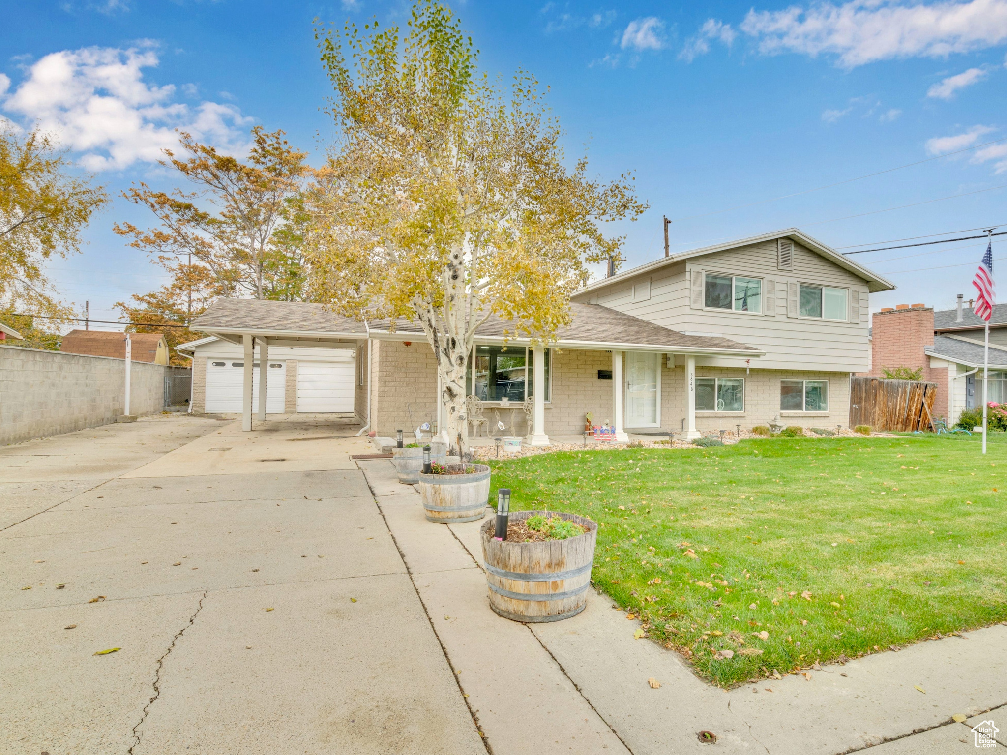 3848 S Hallmark Dr, West Valley City, Utah image 2