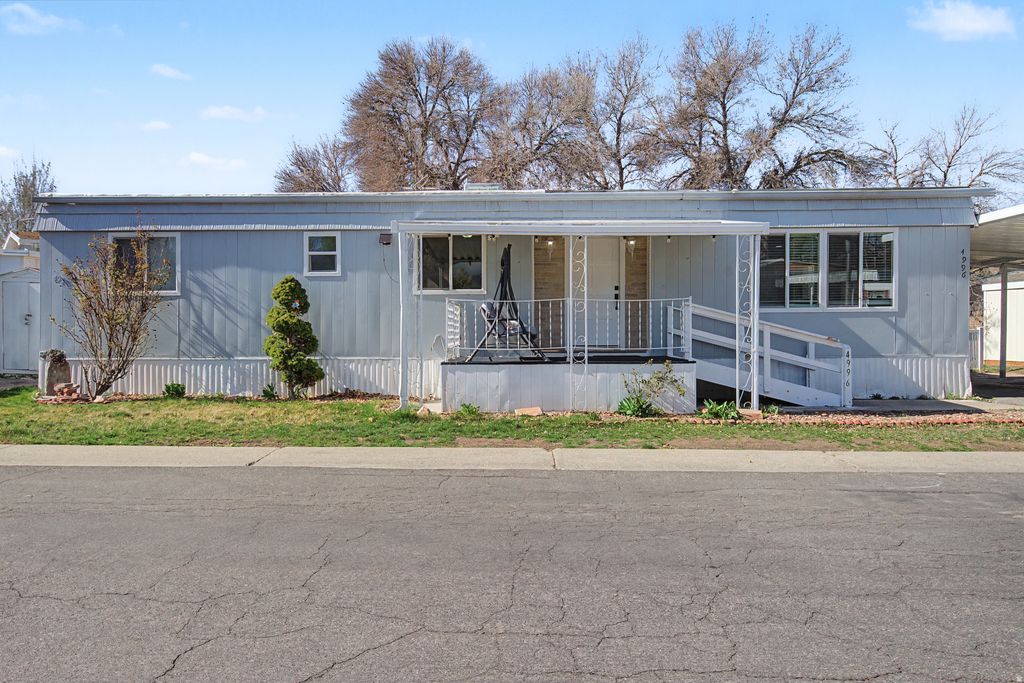 Photo of 4996 DEL PRADO ST, Murray, UT 84117 (MLS # 2145319)