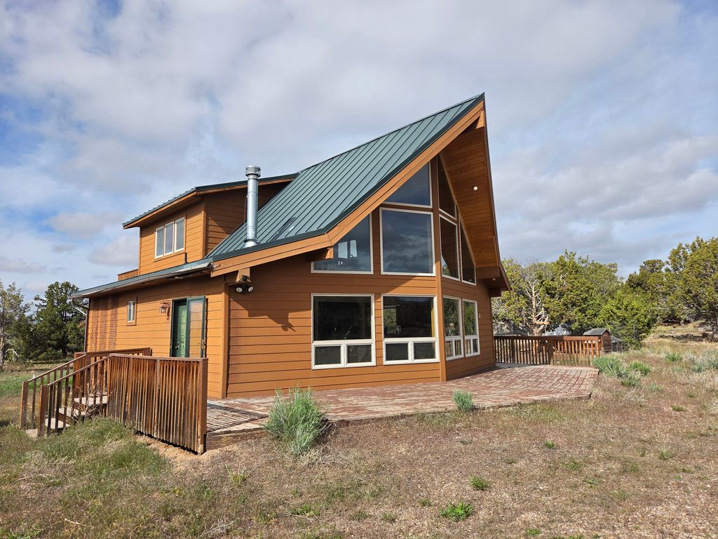 Photo of 1500 W STAGECOACH RD N #39S, Fruitland, UT 84027 (MLS # 2160362)