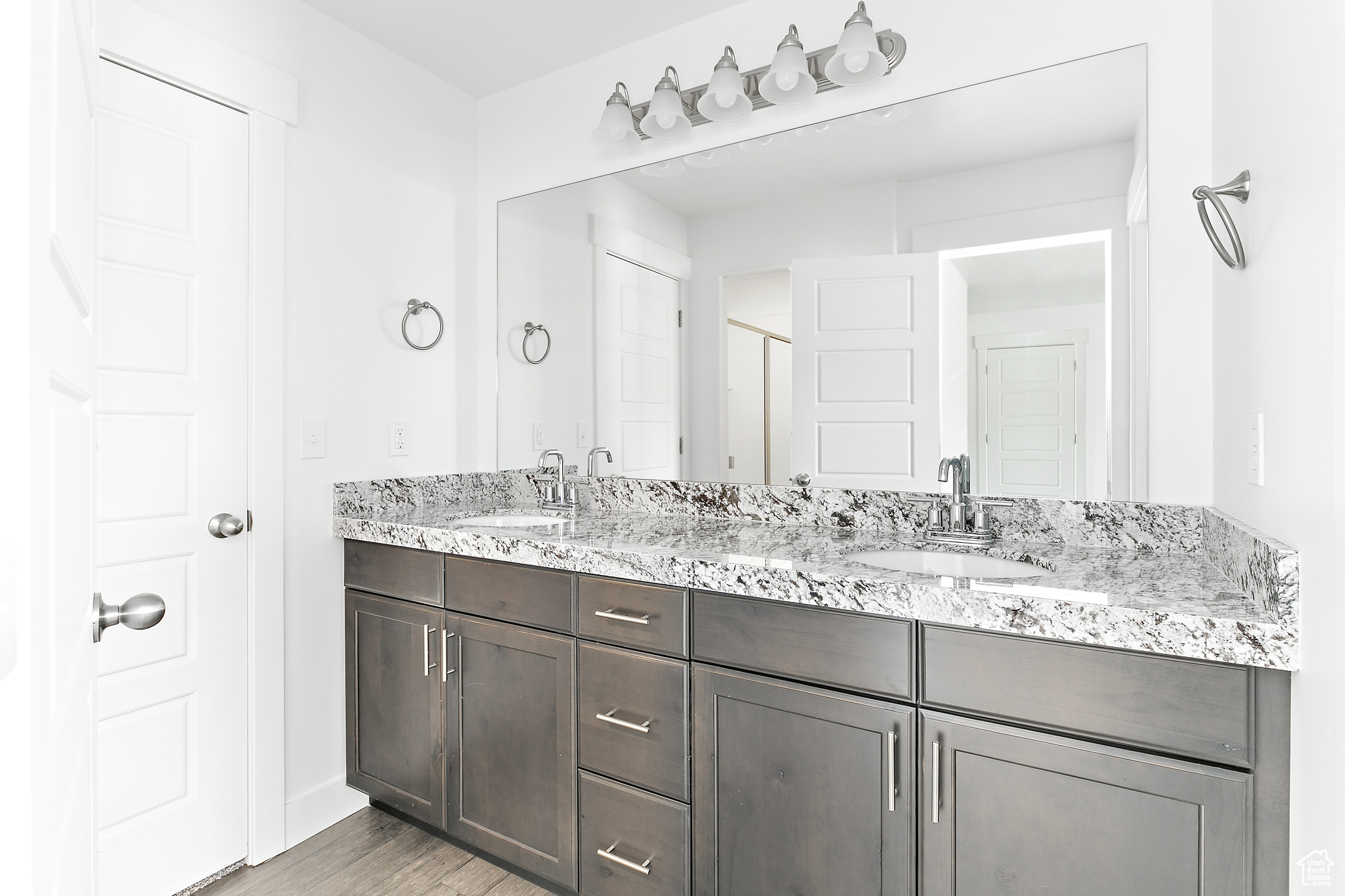 SILVERLAKE - Residential