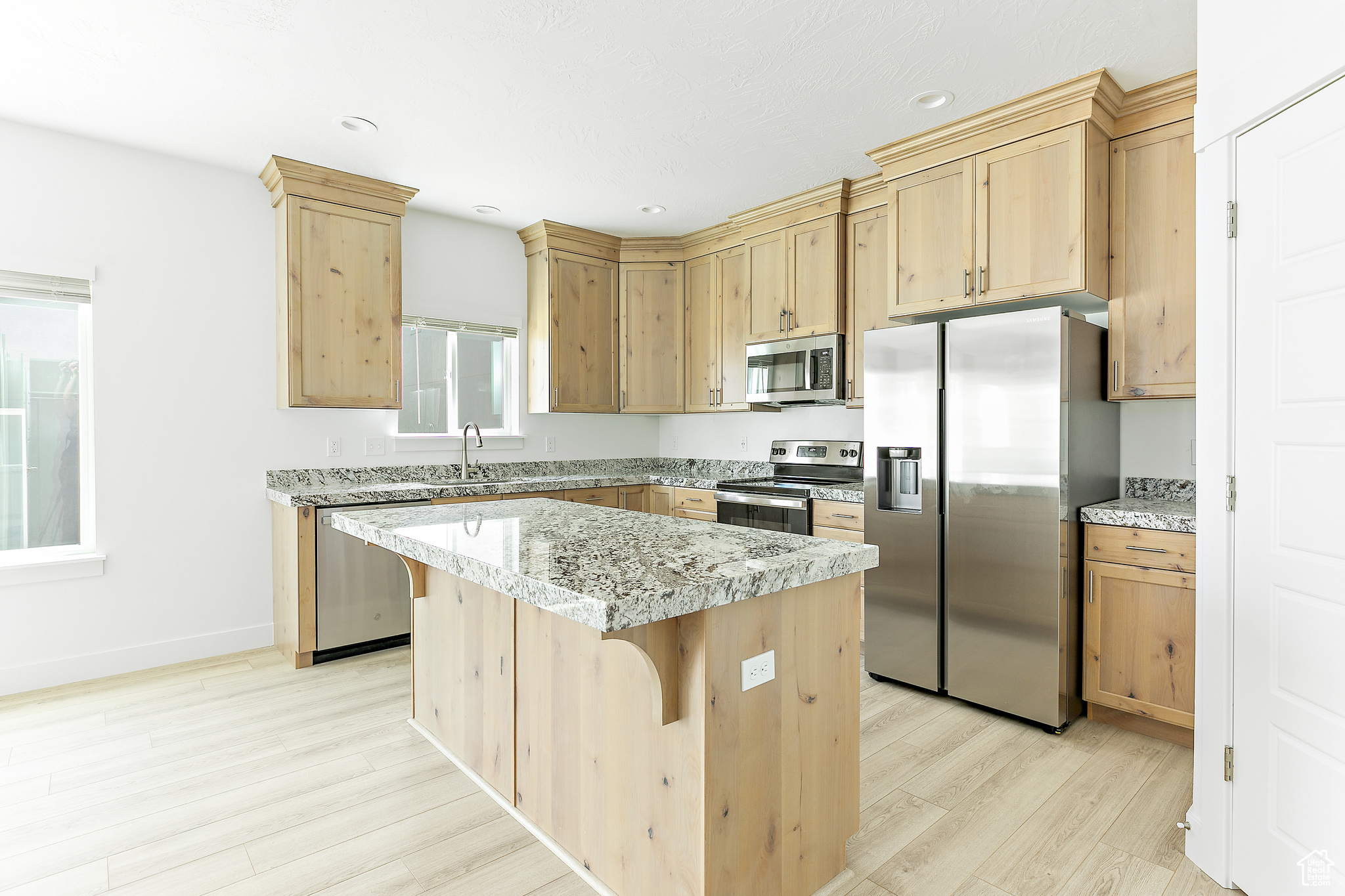 SILVERLAKE - Residential