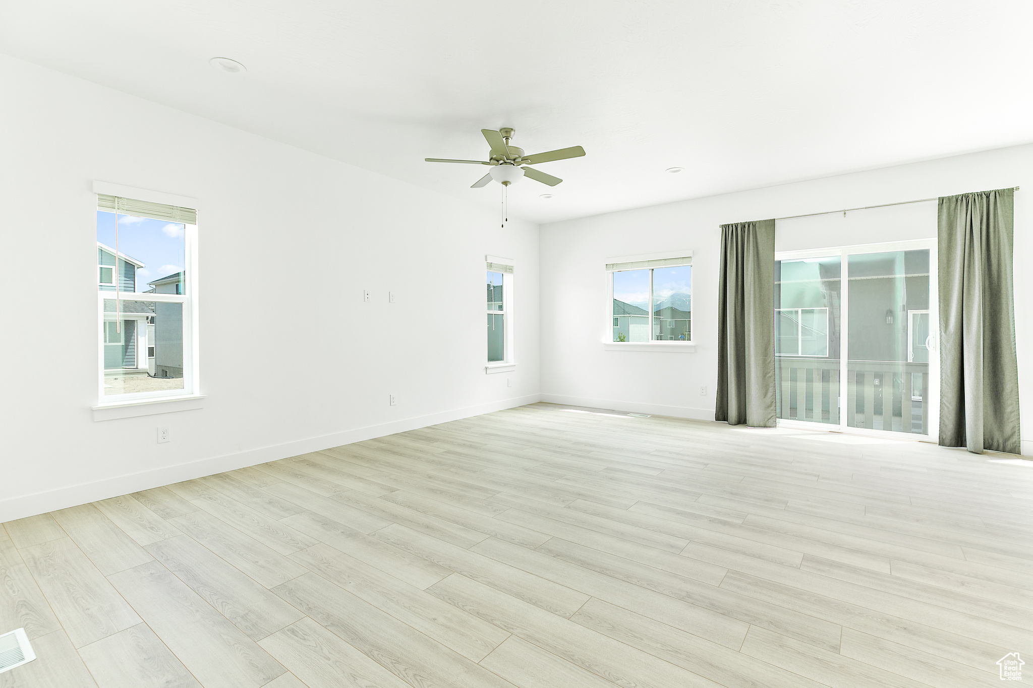 SILVERLAKE - Residential