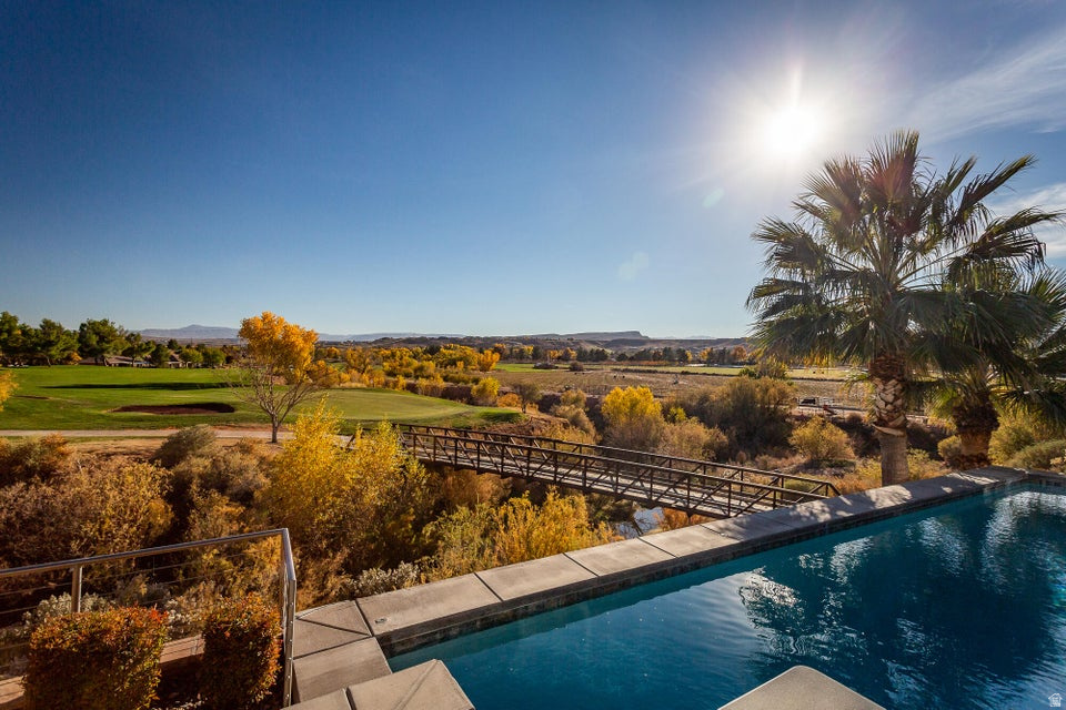 TWIN CREEKS AT STONEBRIDGE PH 2 - Residential