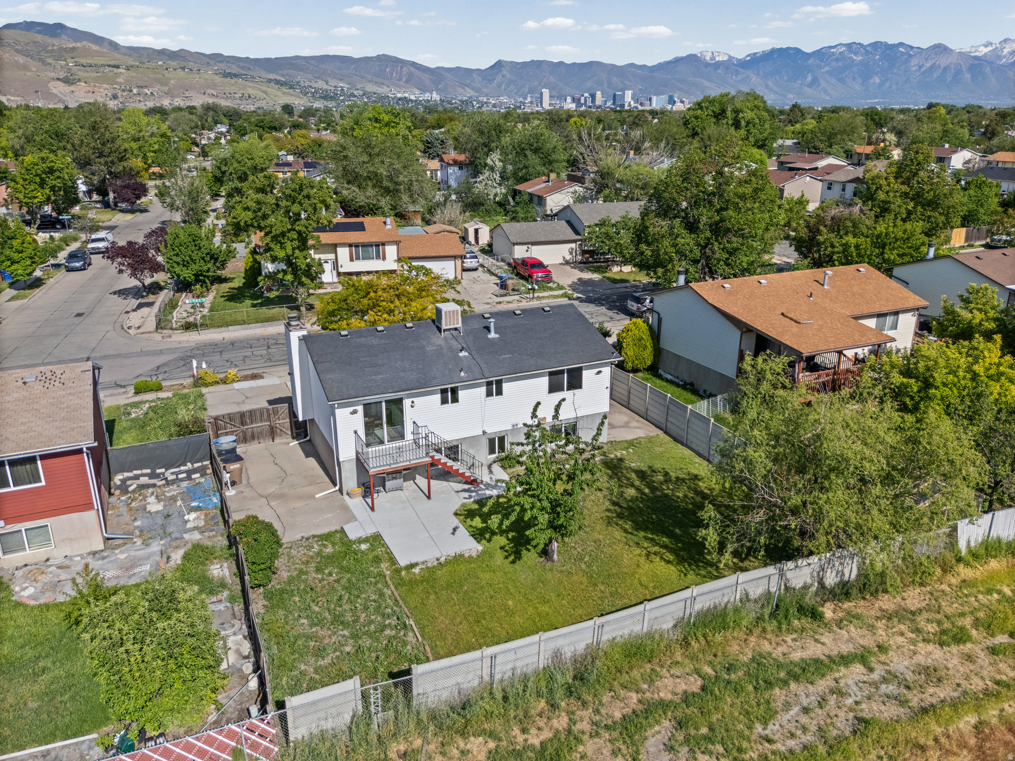 MORTON MEADOWS - Residential