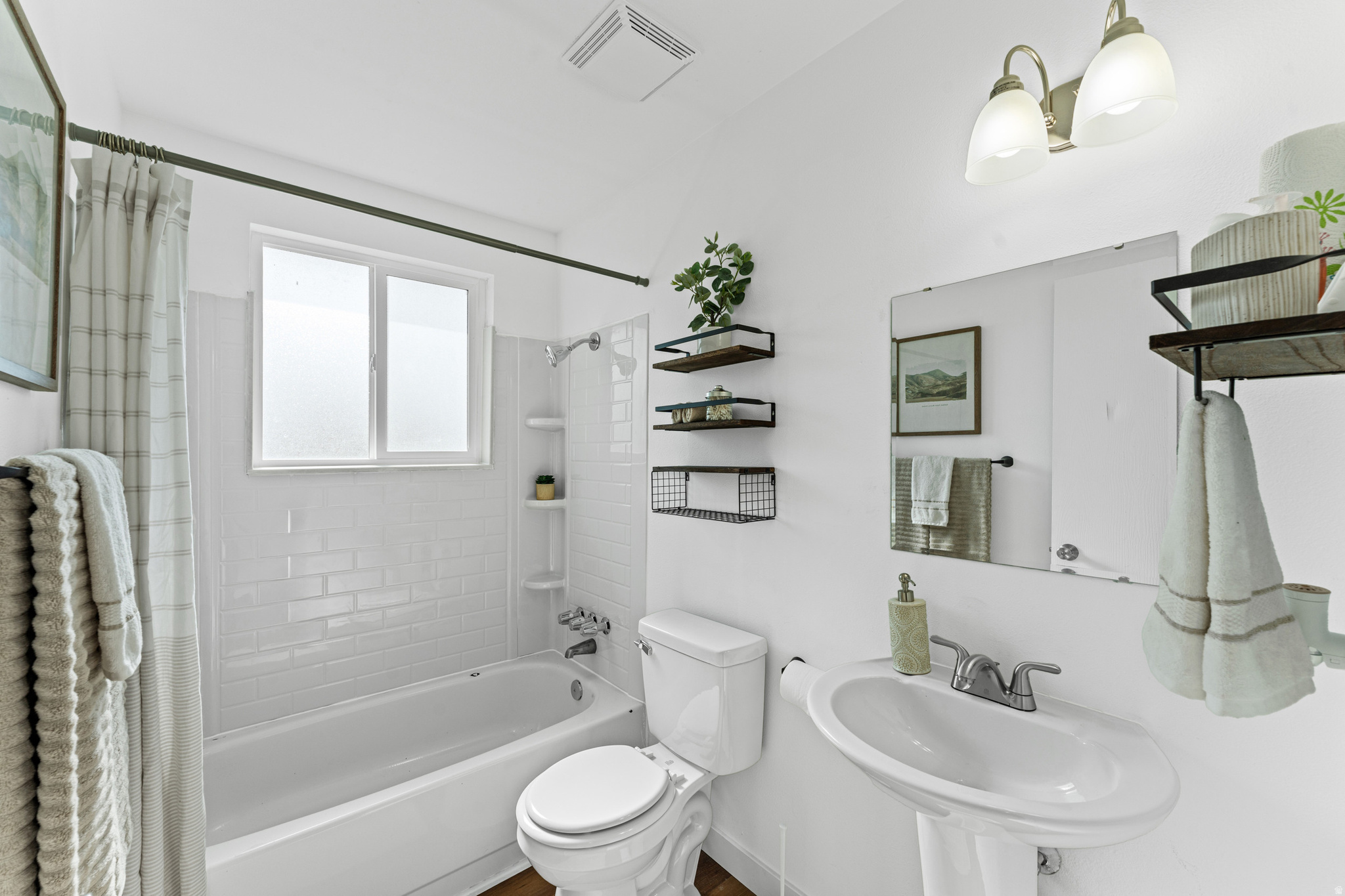 MORTON MEADOWS - Residential