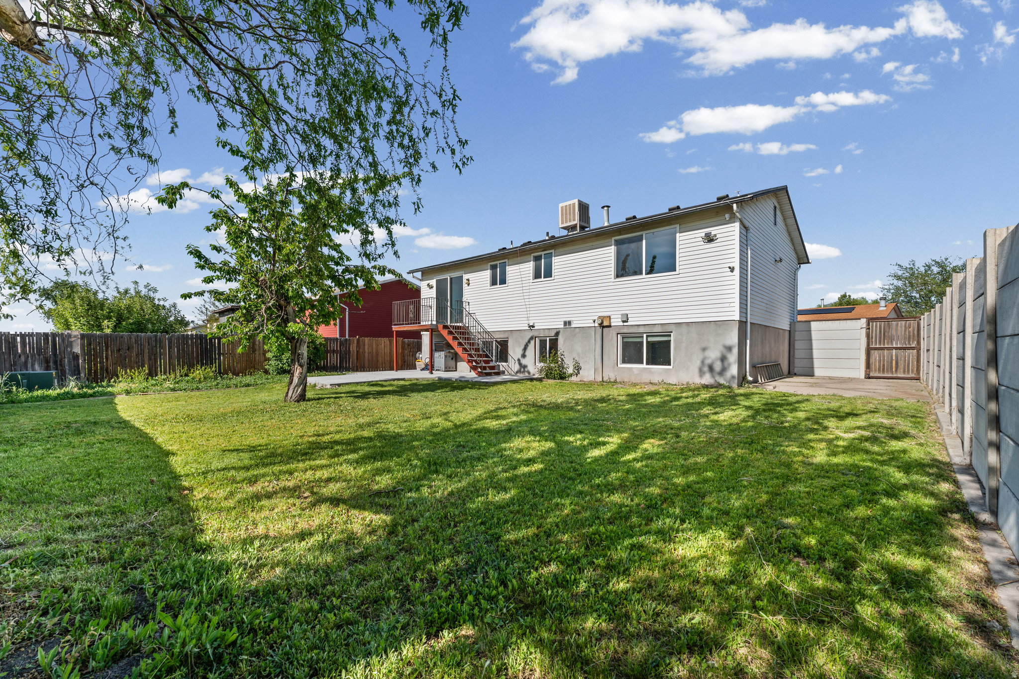 MORTON MEADOWS - Residential