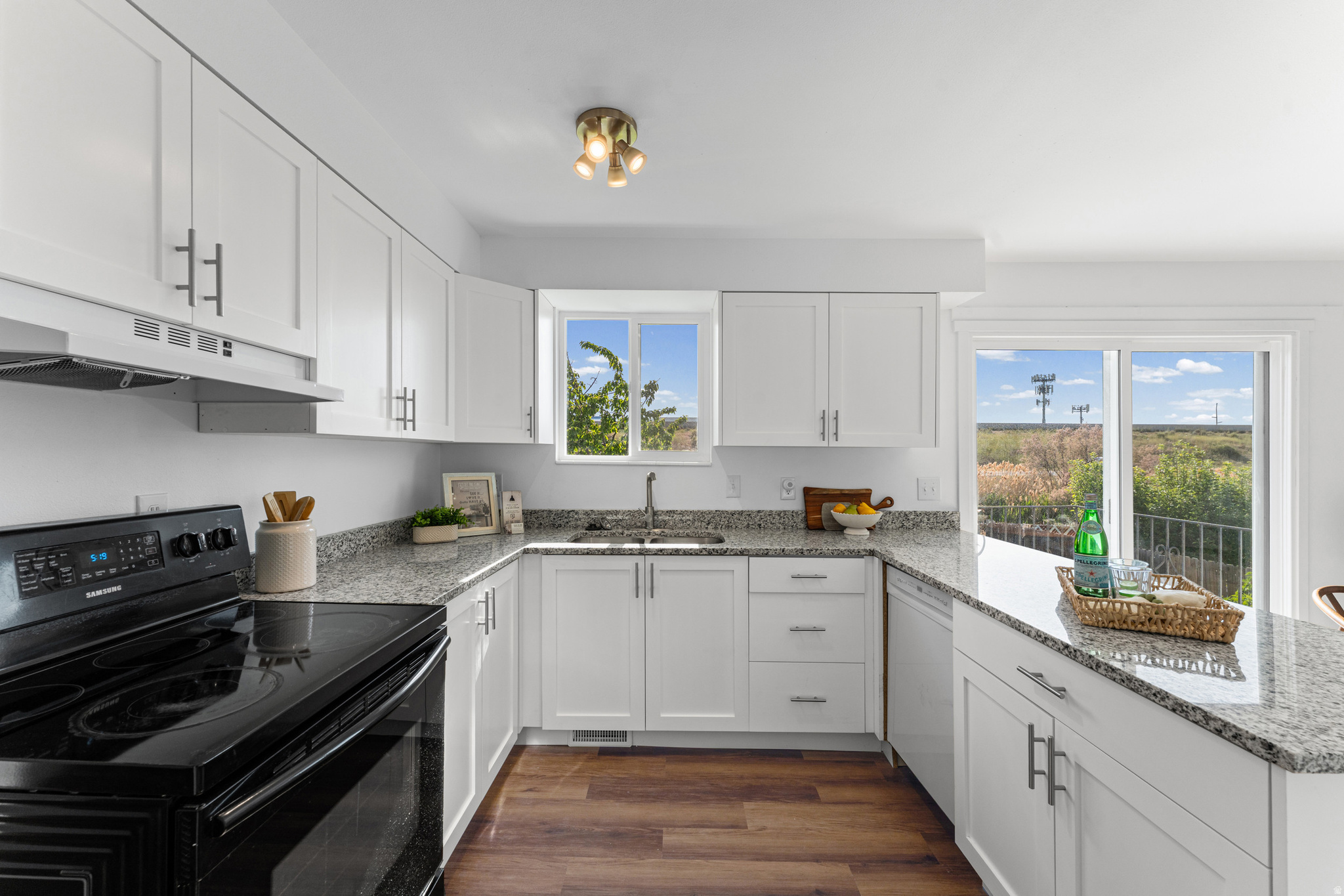 MORTON MEADOWS - Residential