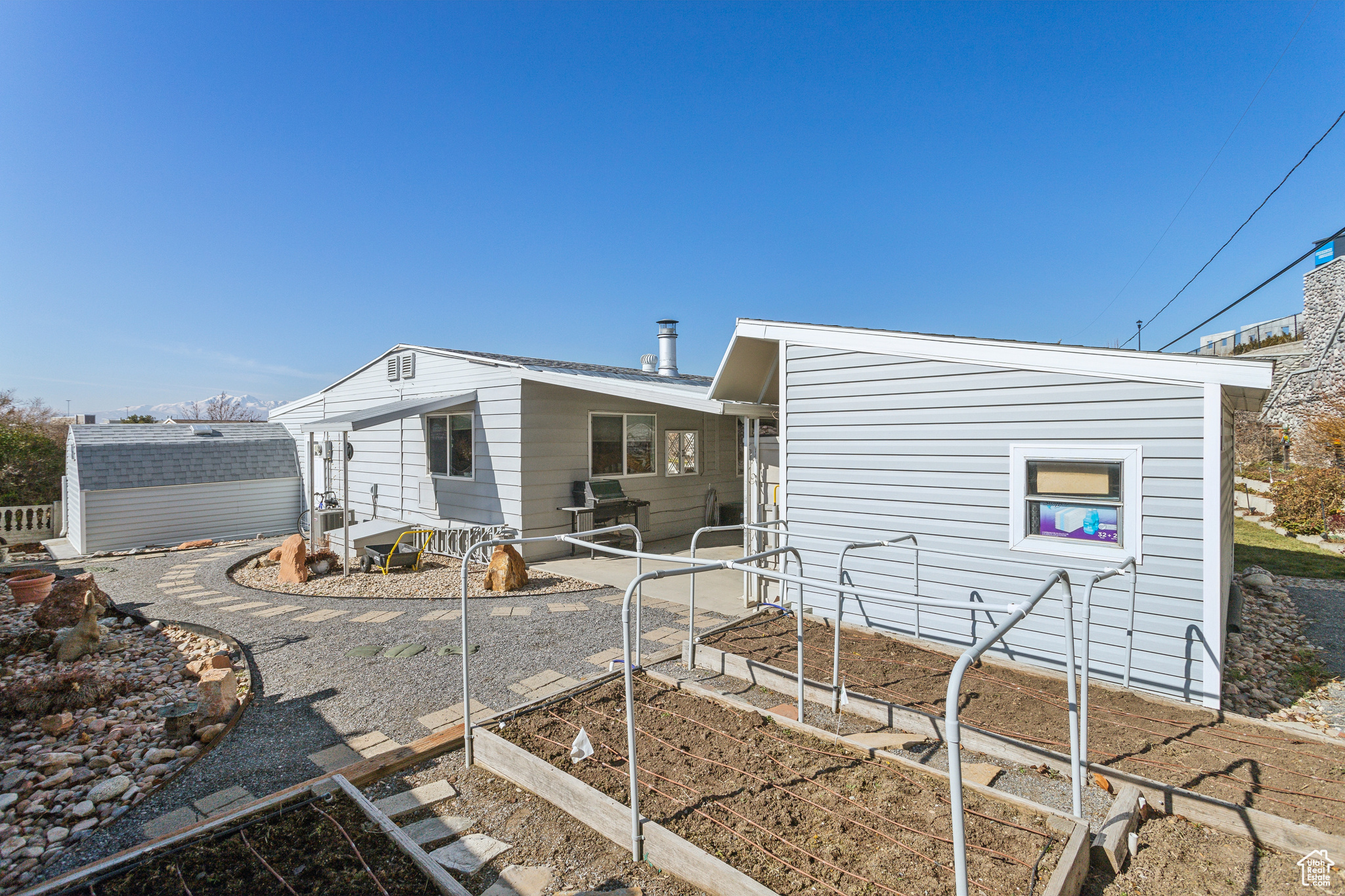 Sandy, Utah 84070, United States, 3 Bedrooms Bedrooms, ,2 BathroomsBathrooms,Residential,Pending,81067