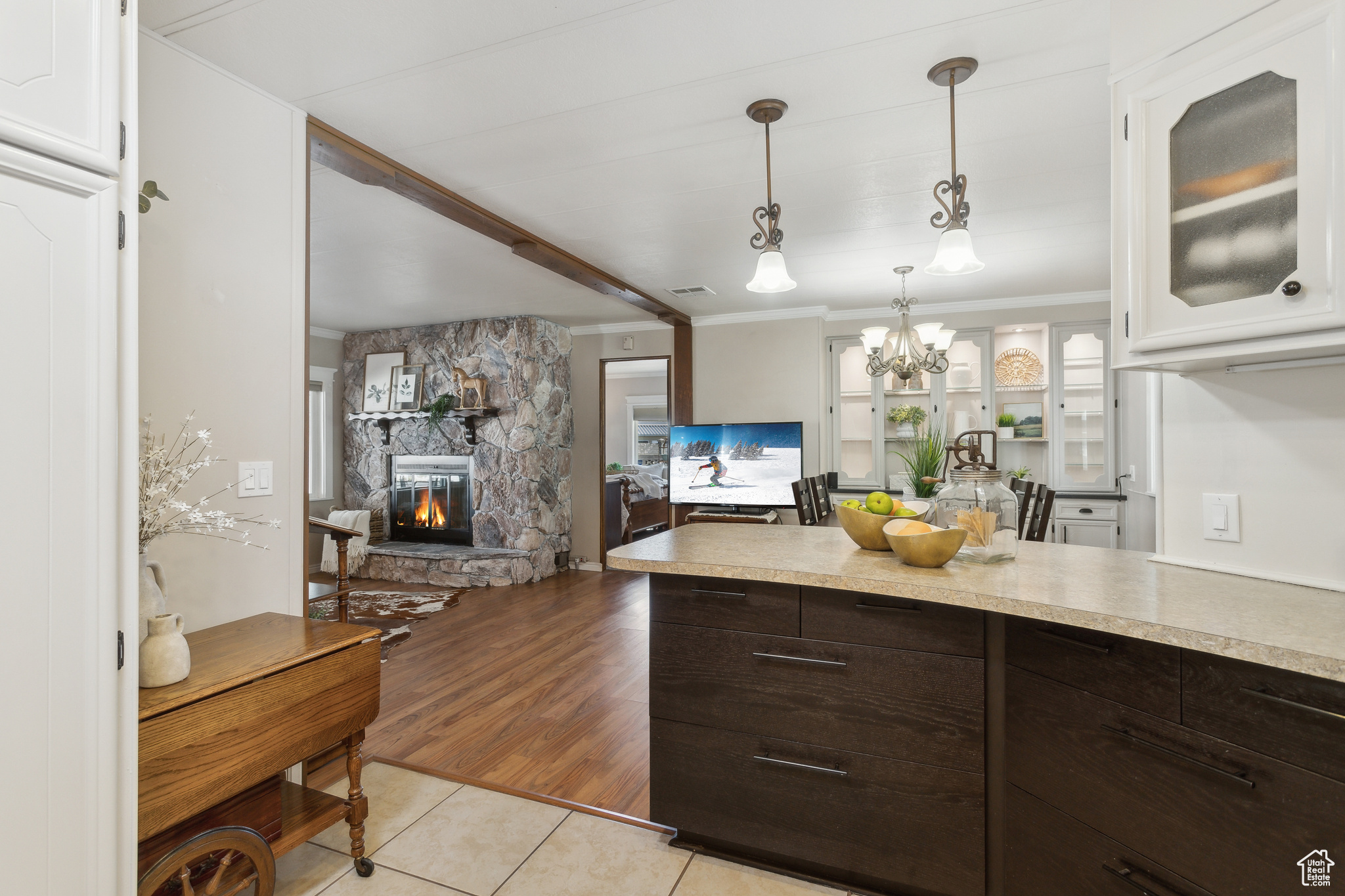 Sandy, Utah 84070, United States, 3 Bedrooms Bedrooms, ,2 BathroomsBathrooms,Residential,Pending,81067