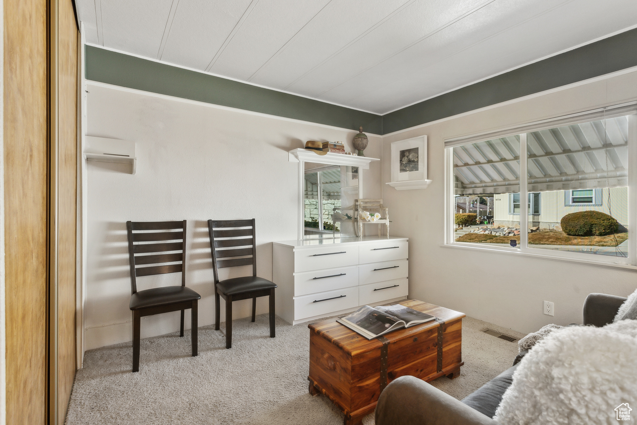 Sandy, Utah 84070, United States, 3 Bedrooms Bedrooms, ,2 BathroomsBathrooms,Residential,Pending,81067