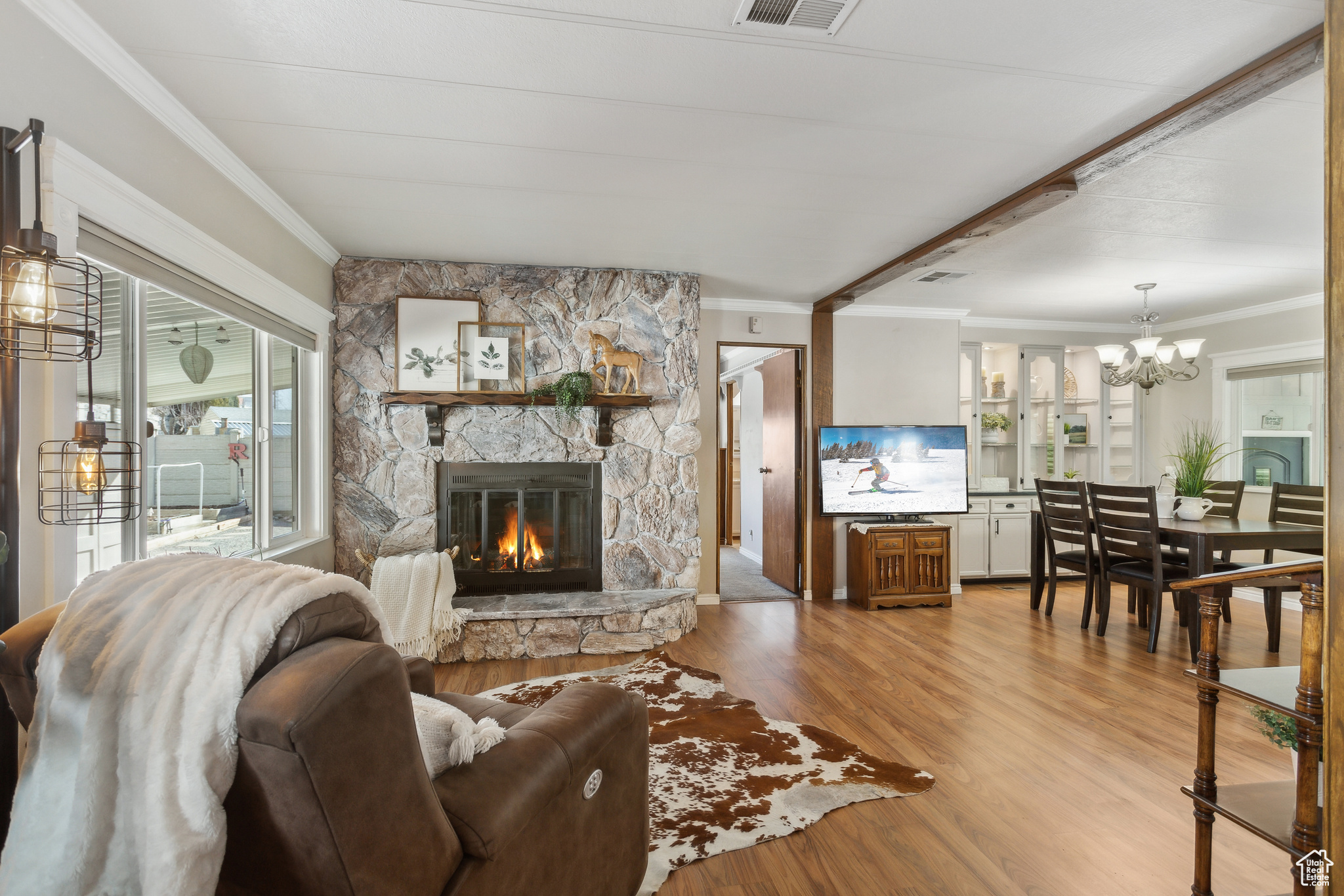 Sandy, Utah 84070, United States, 3 Bedrooms Bedrooms, ,2 BathroomsBathrooms,Residential,Pending,81067