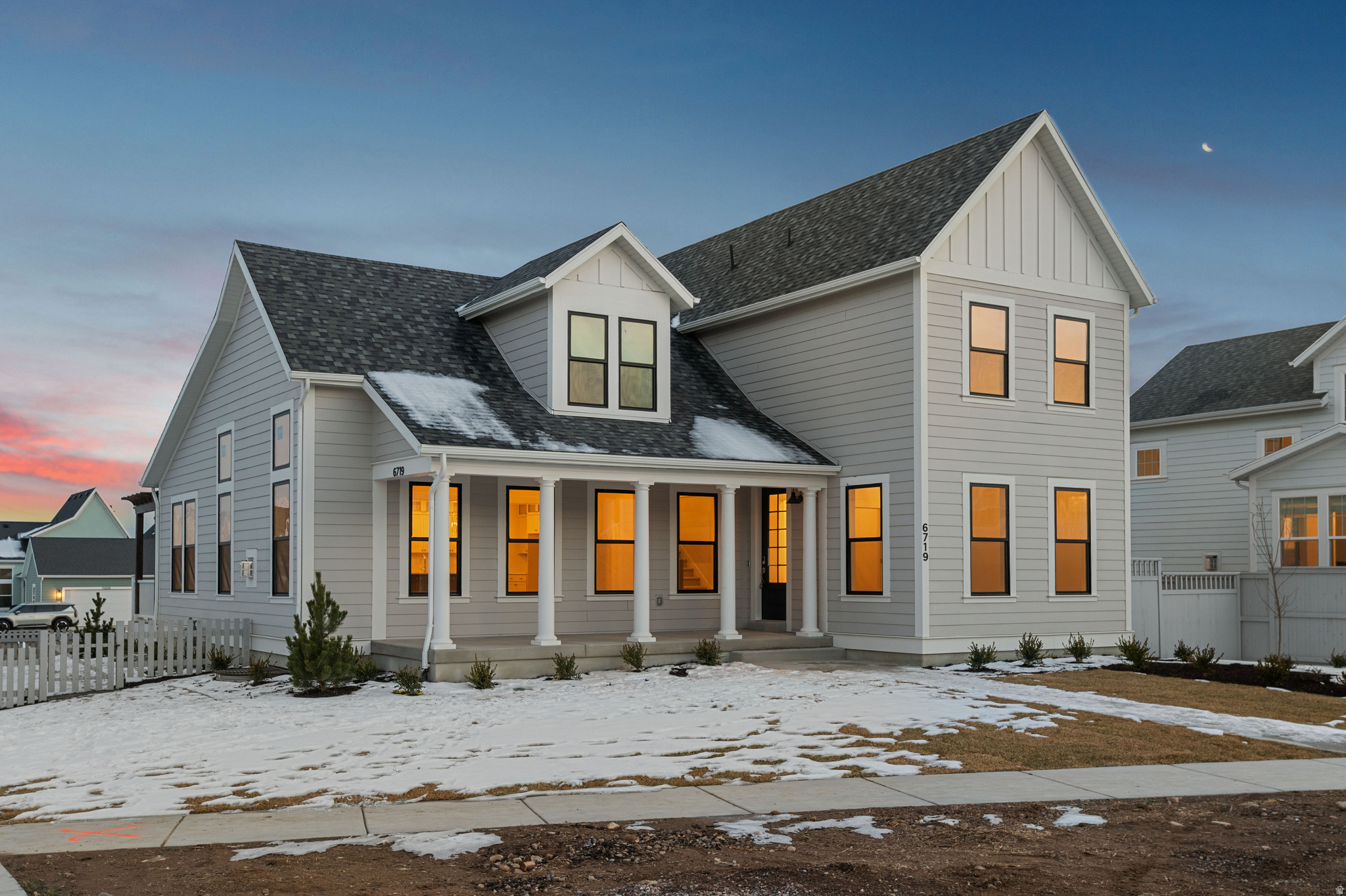 DAYBRERAK - Residential