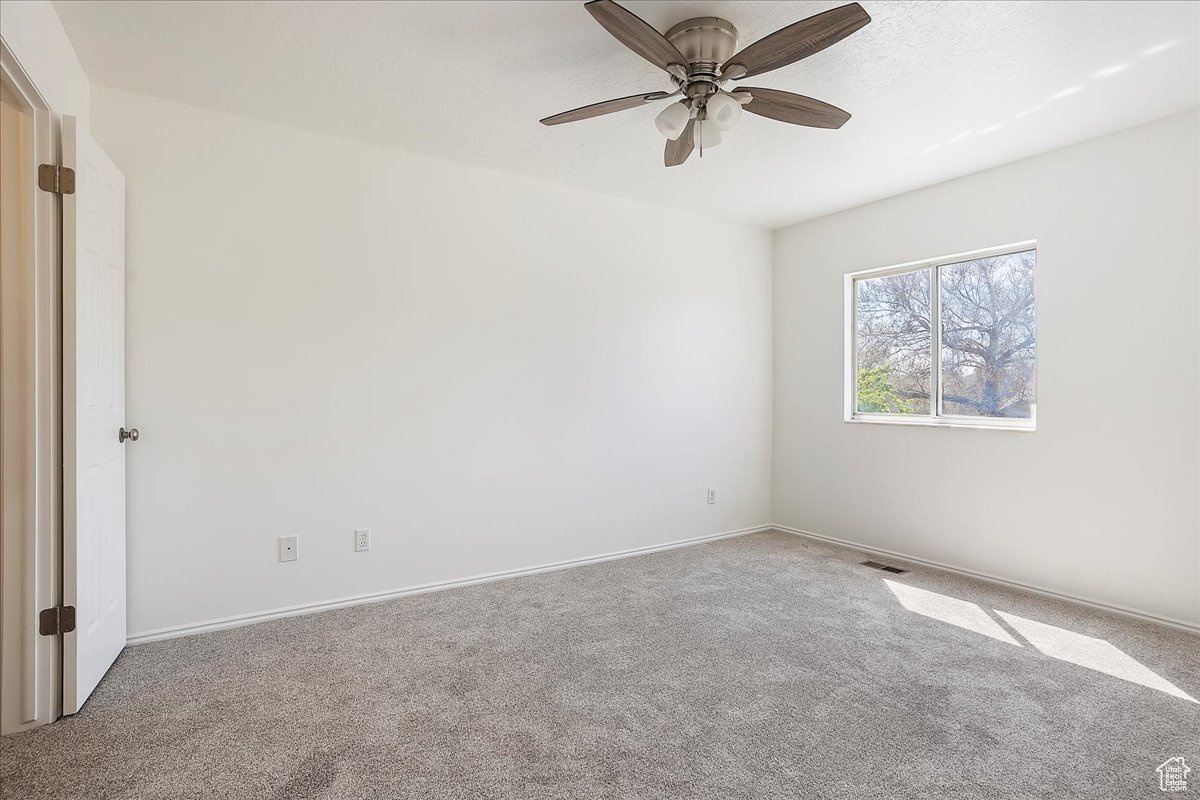 42 W 1980, Clearfield, Utah image 17