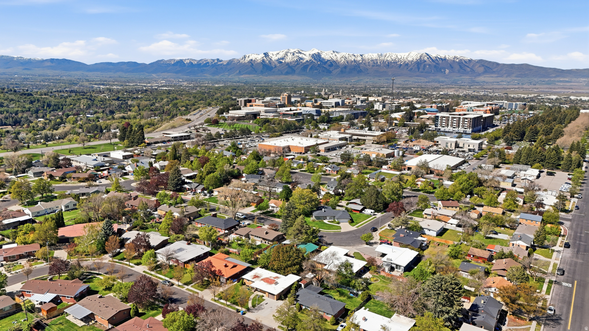 MOUNTAIN VIEW - Residential