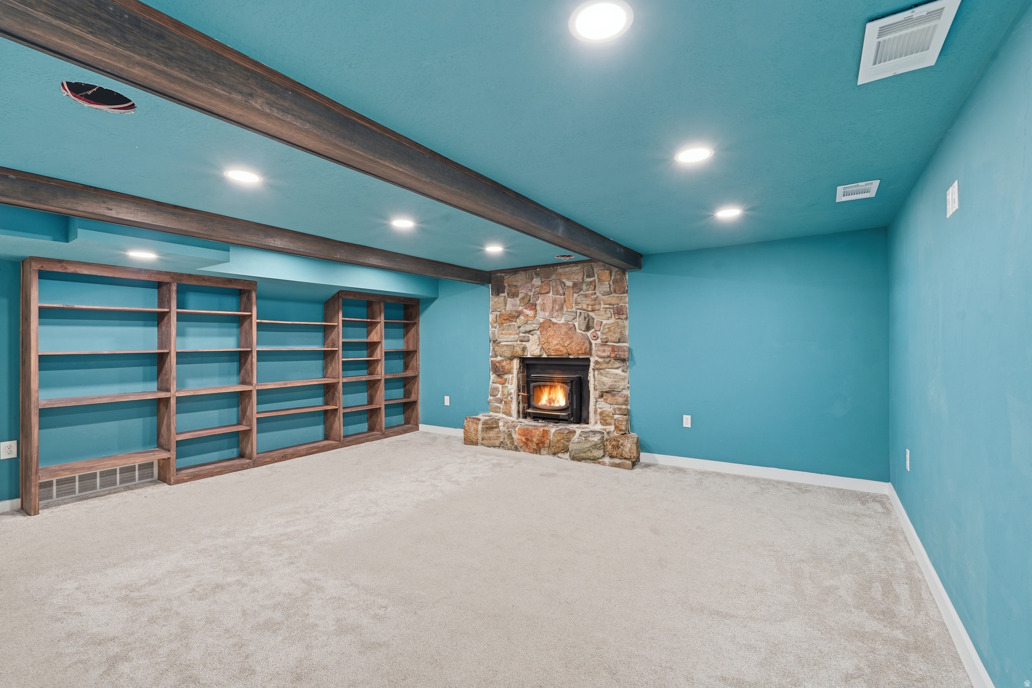 MOUNTAIN VIEW - Residential