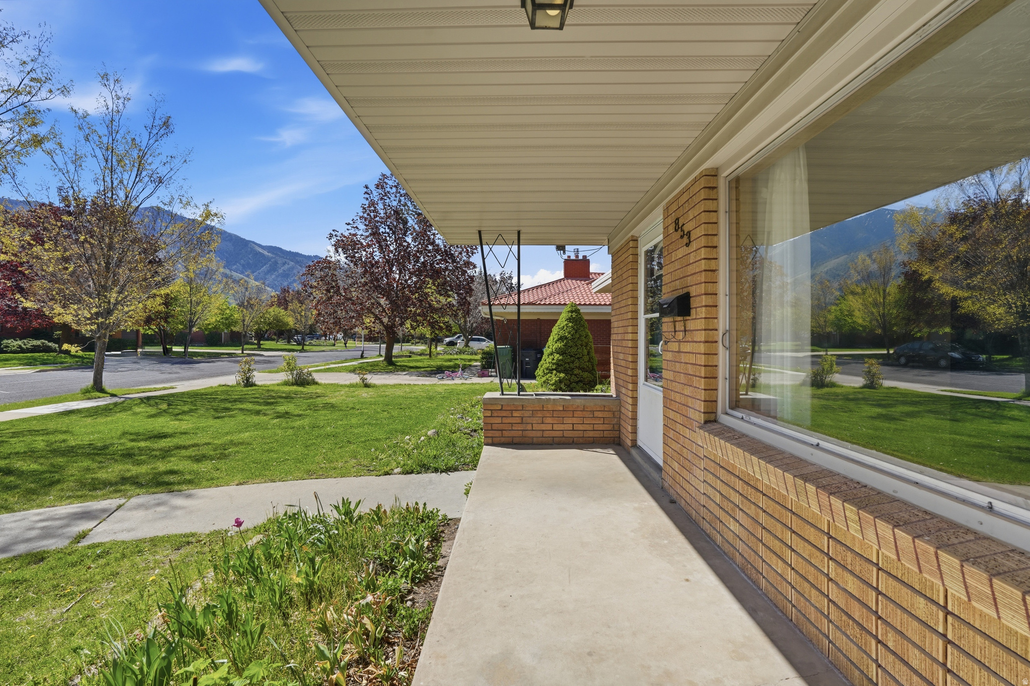 MOUNTAIN VIEW - Residential