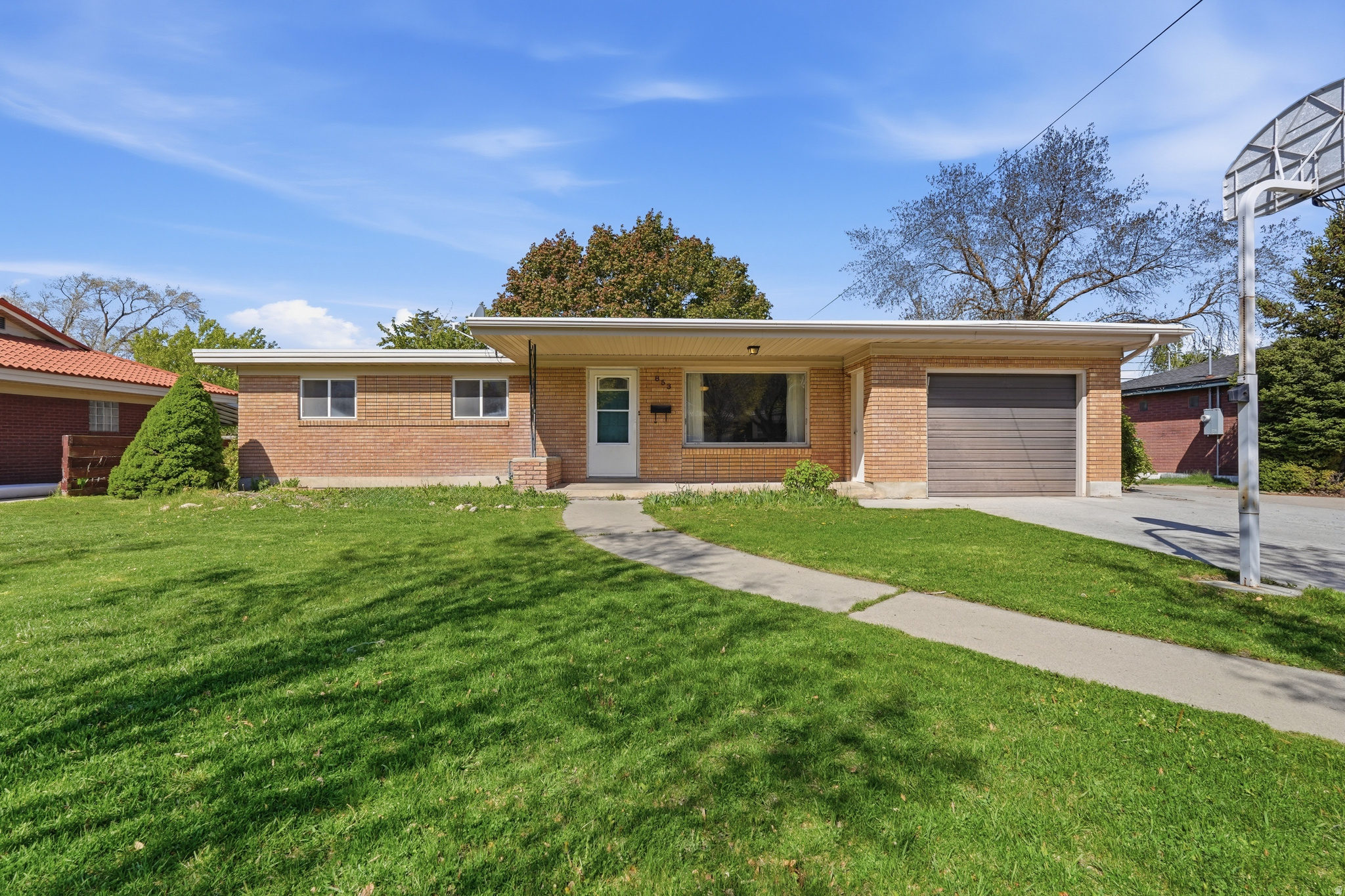 MOUNTAIN VIEW - Residential