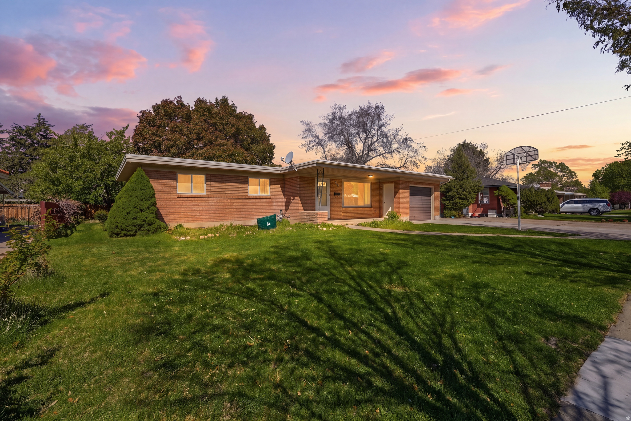 MOUNTAIN VIEW - Residential