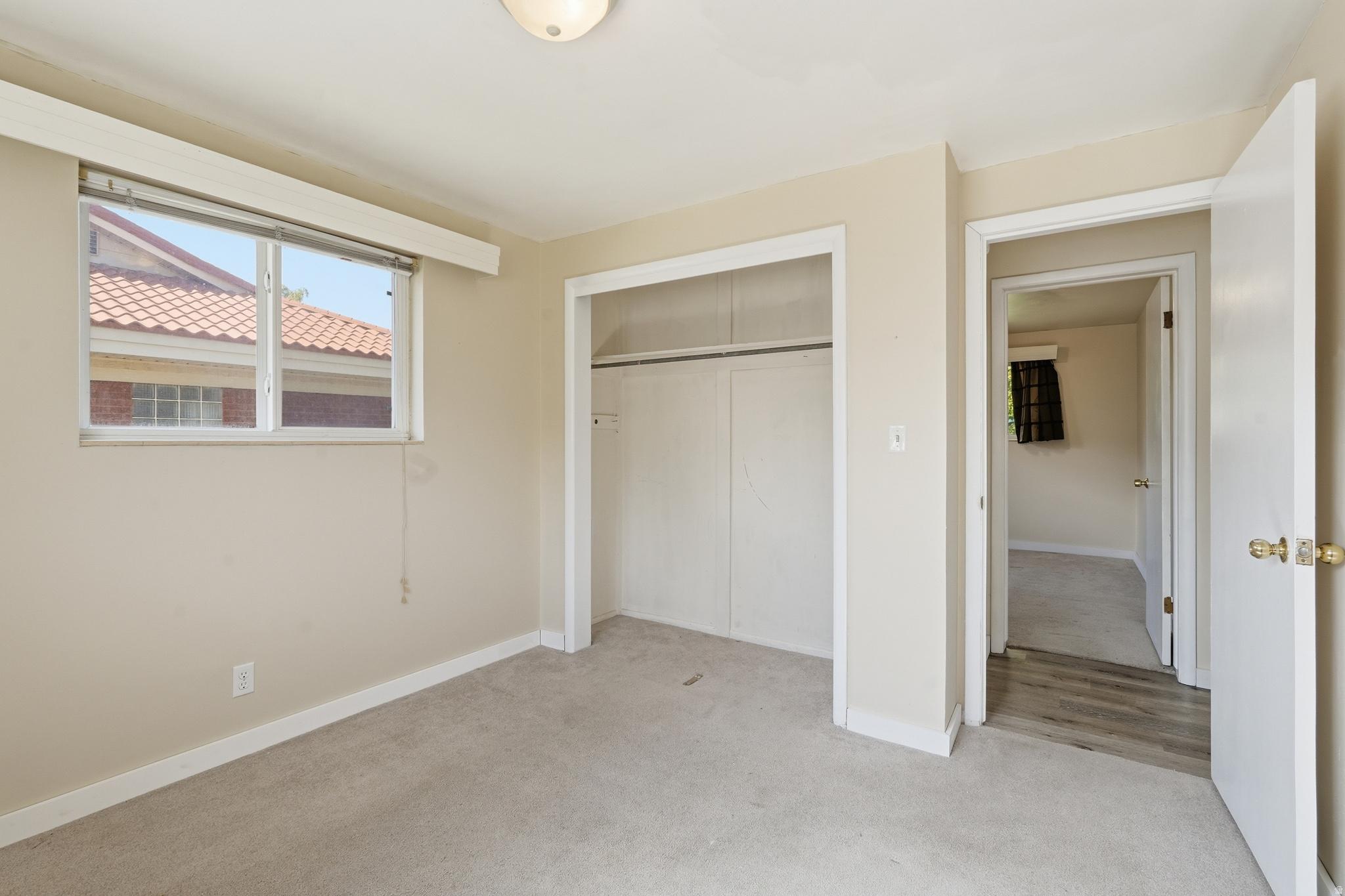 MOUNTAIN VIEW - Residential