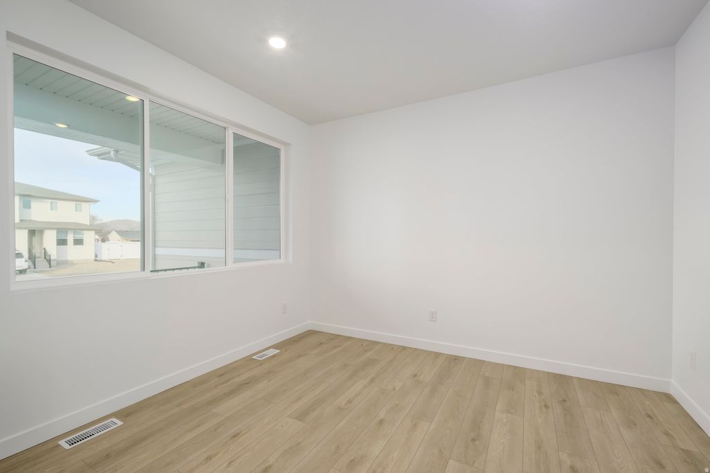 Photo of 1990 E HUMMINGBIRD DR #4097, Eagle Mountain, UT 84005 (MLS # 2136109)