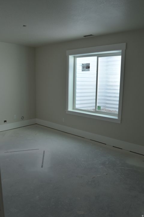 Tiny photo for 3038 N MOUNTAIN RD #215, North Ogden, UT 84414 (MLS # 2146188)