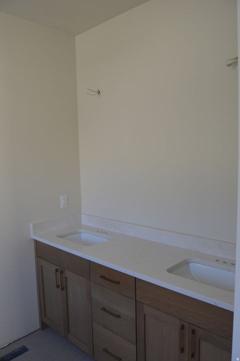 Tiny photo for 3038 N MOUNTAIN RD #215, North Ogden, UT 84414 (MLS # 2146188)