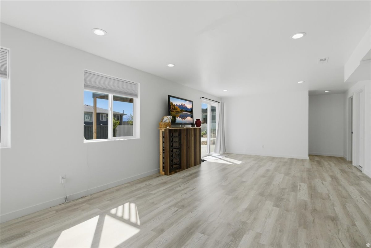 MALLARD BAY - Residential