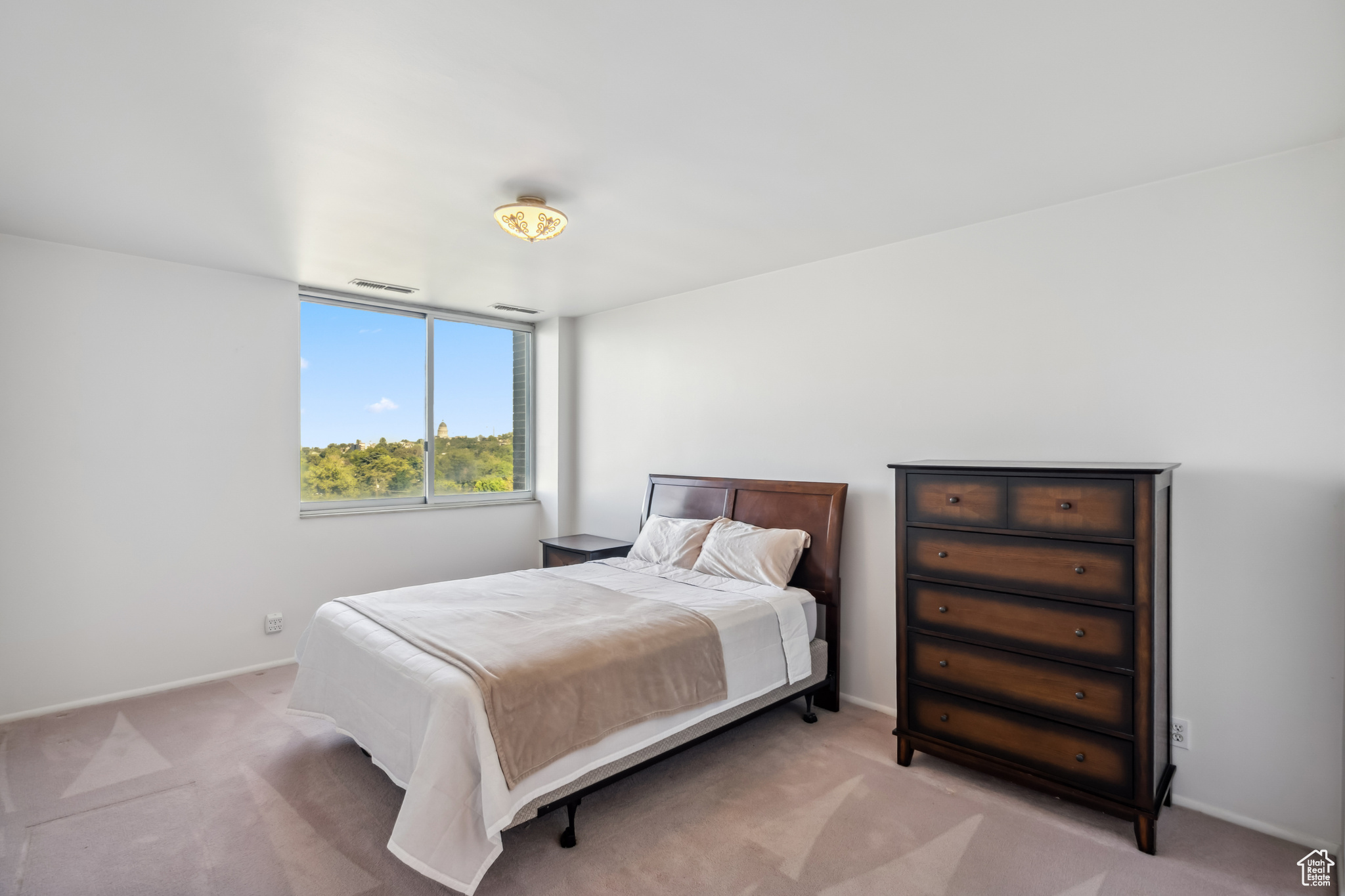 BONNEVILLE TOWER - Residential