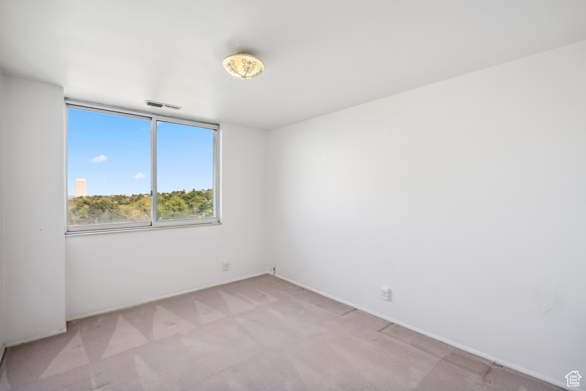 BONNEVILLE TOWER - Residential