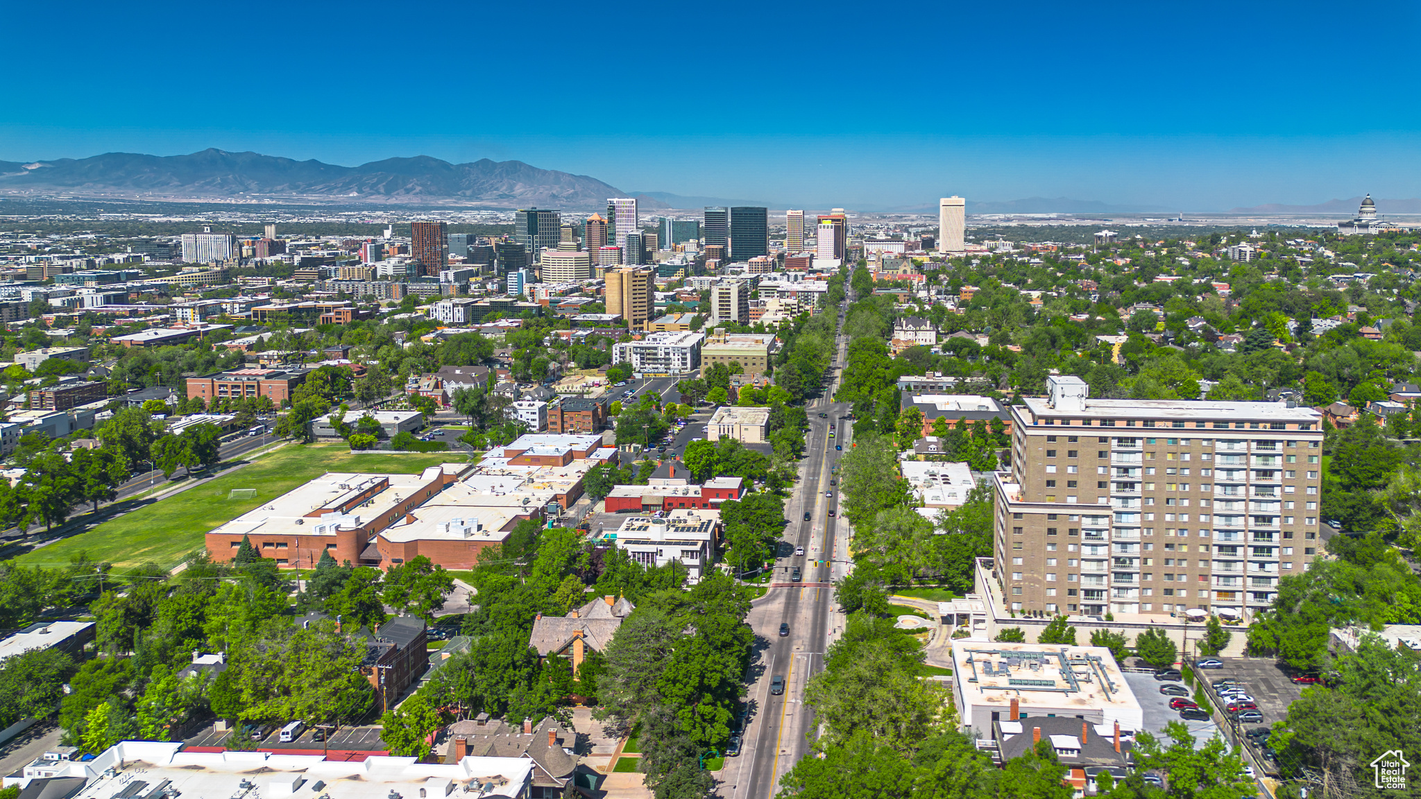 BONNEVILLE TOWER - Residential