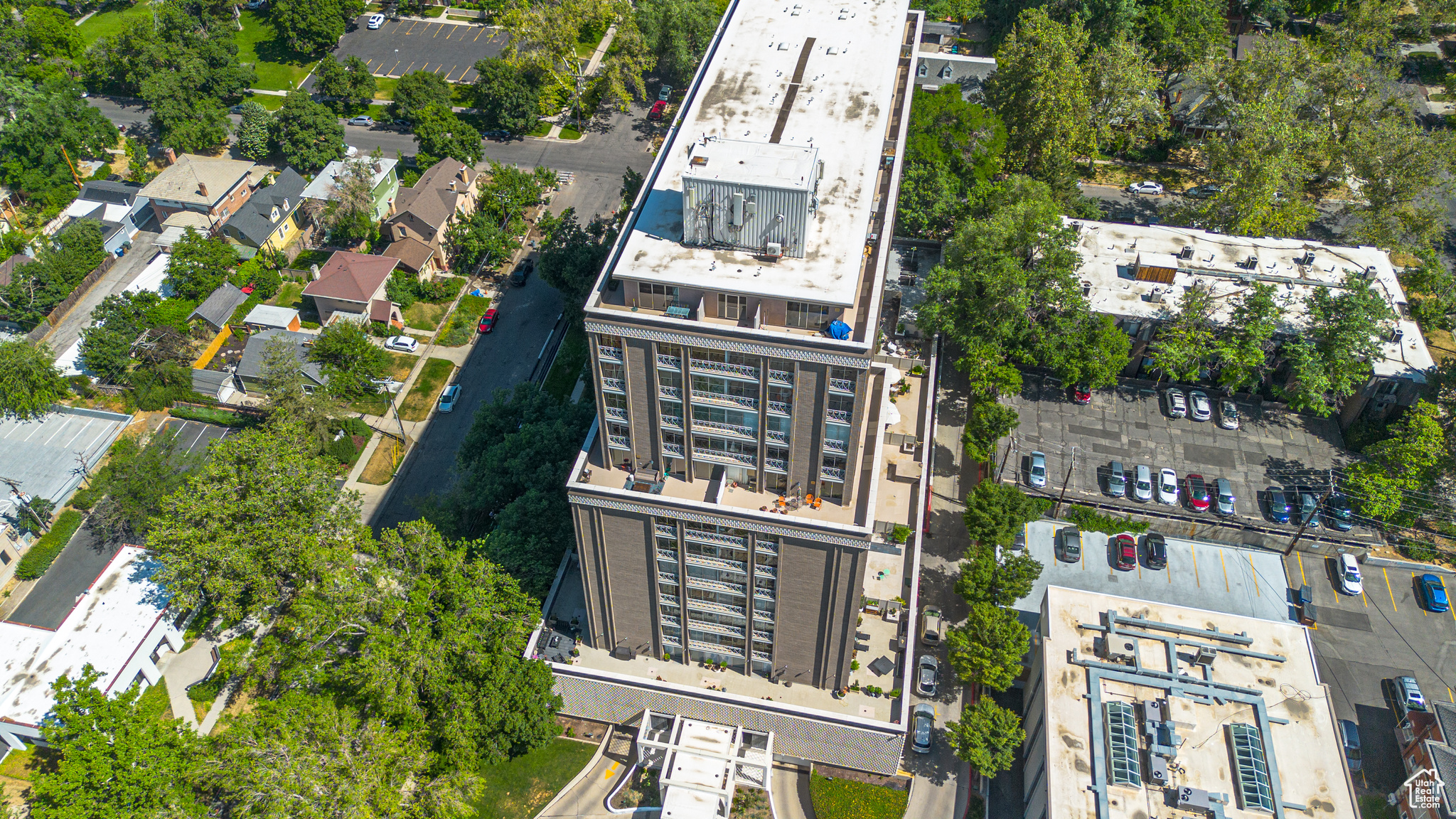 BONNEVILLE TOWER - Residential