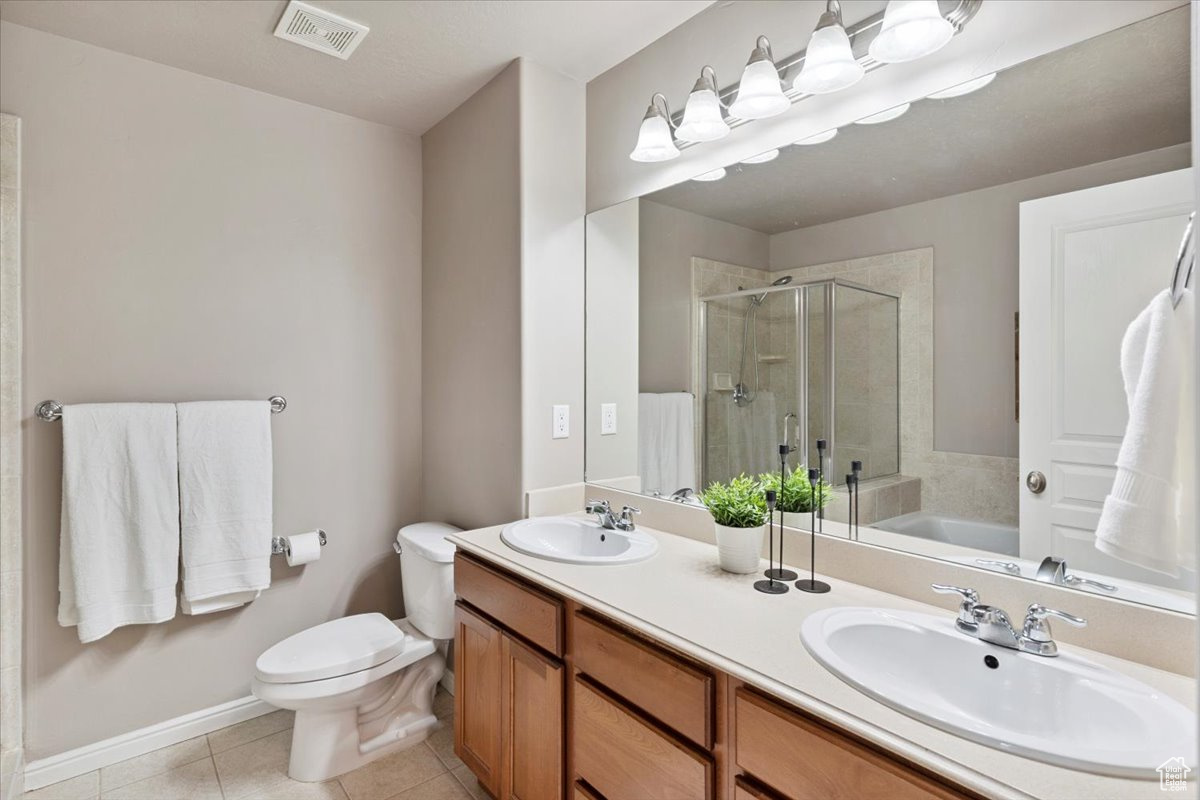 YALECREST TOWNS - Residential