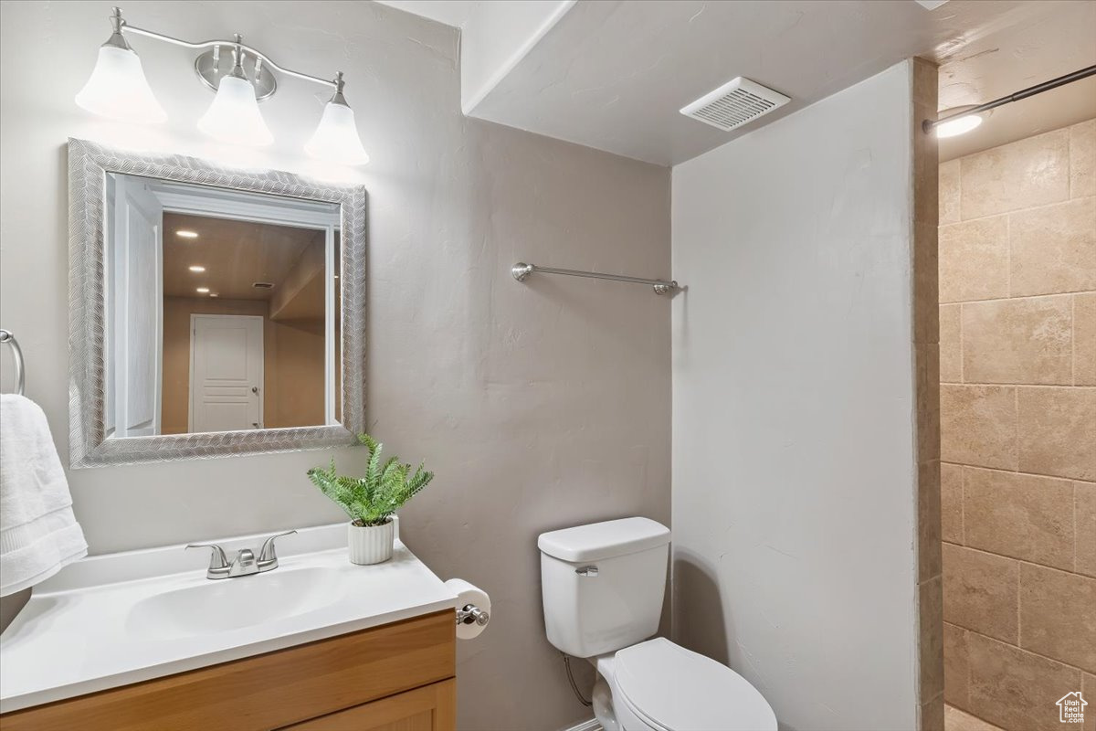 YALECREST TOWNS - Residential