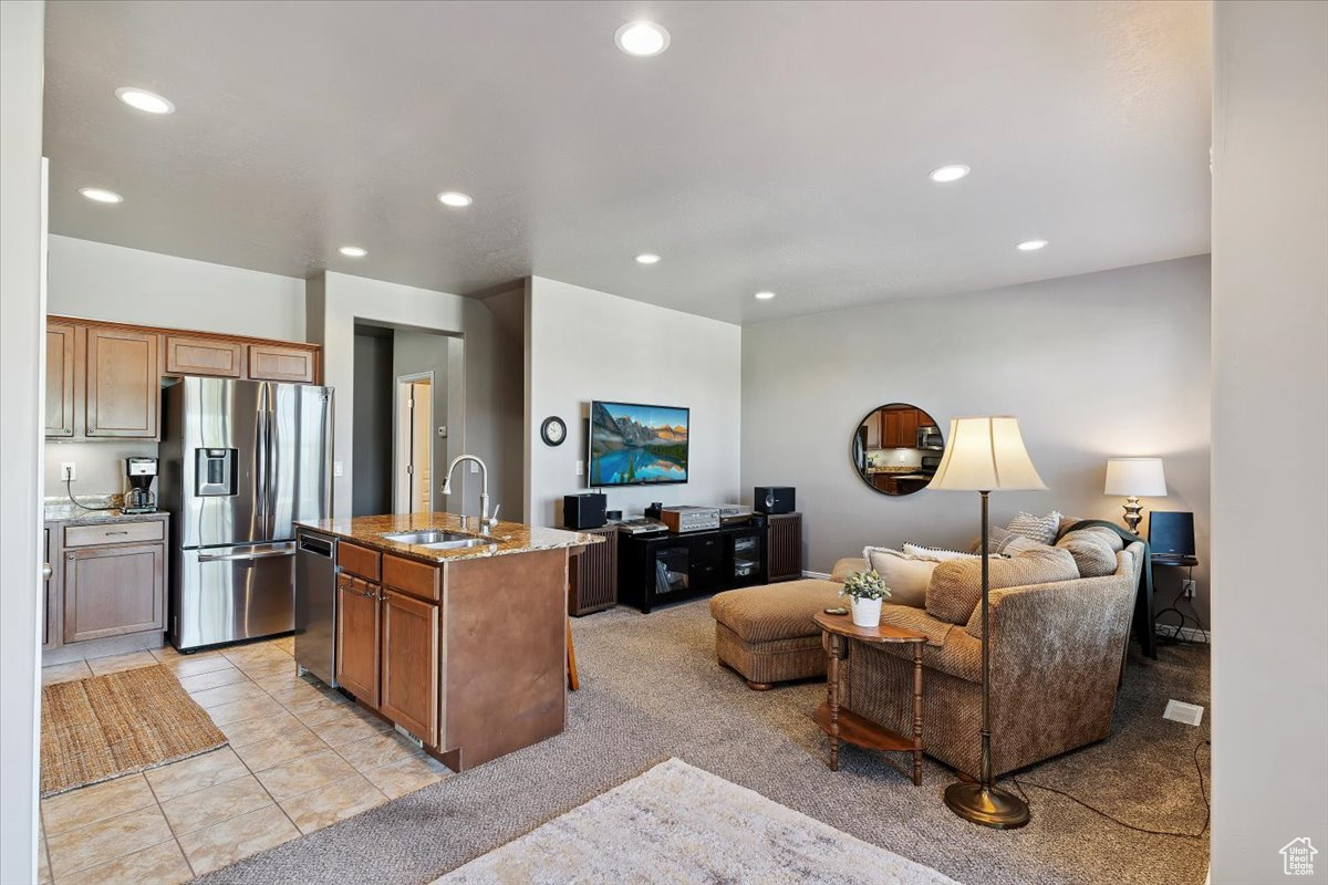 YALECREST TOWNS - Residential