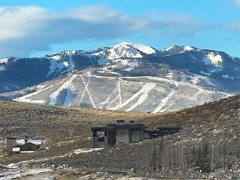 Tiny photo for 6423 GOLDEN BEAR LOOP W, Snyderville, UT 84098 (MLS # 2125871)