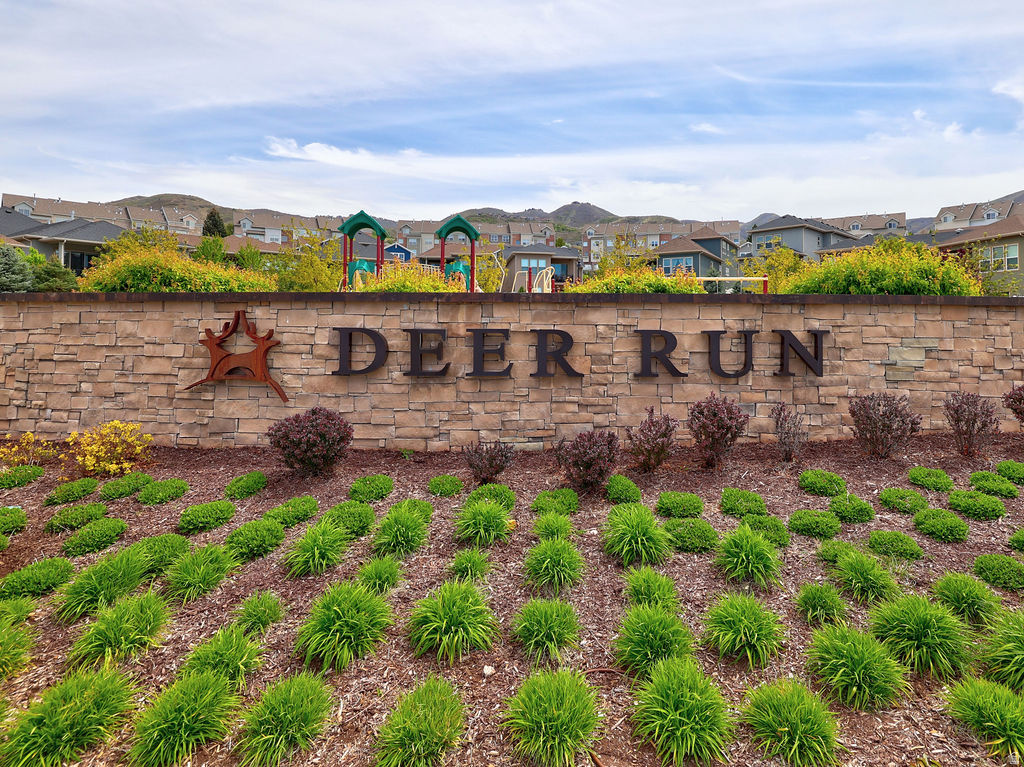 DEER RUN - Residential