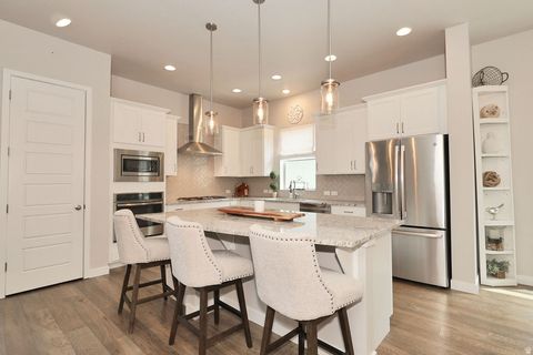 Tiny photo for 14121 DEER ARCH LN #212, Draper, UT 84020 (MLS # 2153886)