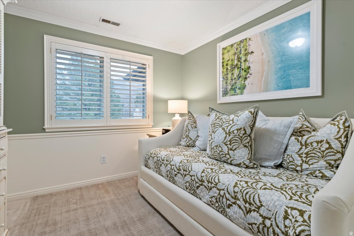 HIDDEN OAKS - Residential