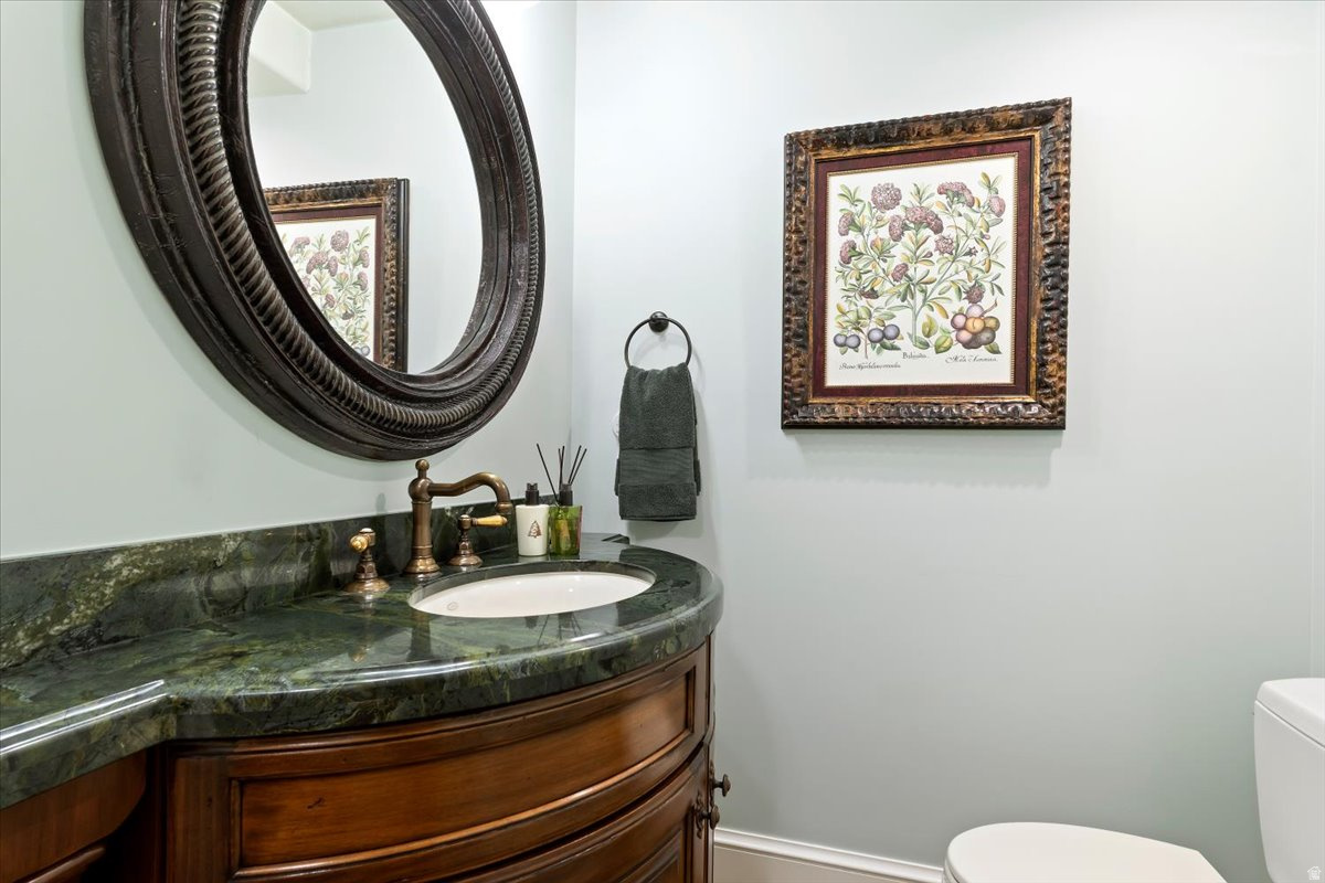 HIDDEN OAKS - Residential