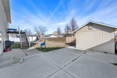 Tiny photo for 2973 S 6070 W, West Valley City, UT 84128 (MLS # 2135470)